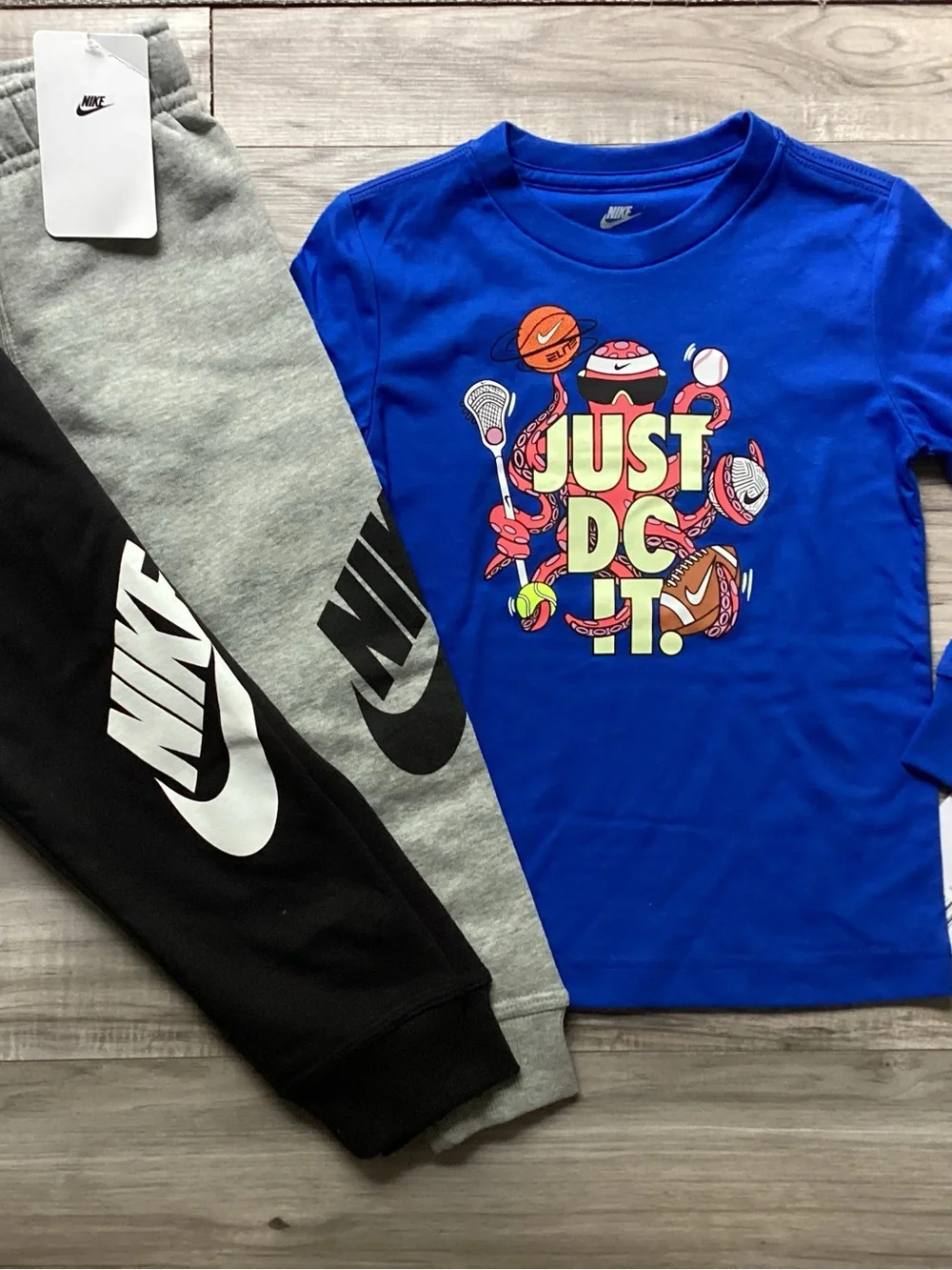 Nike boys bundle size 4T/4(NWT) ~PRICE IS FIRM, NO OFFERS~